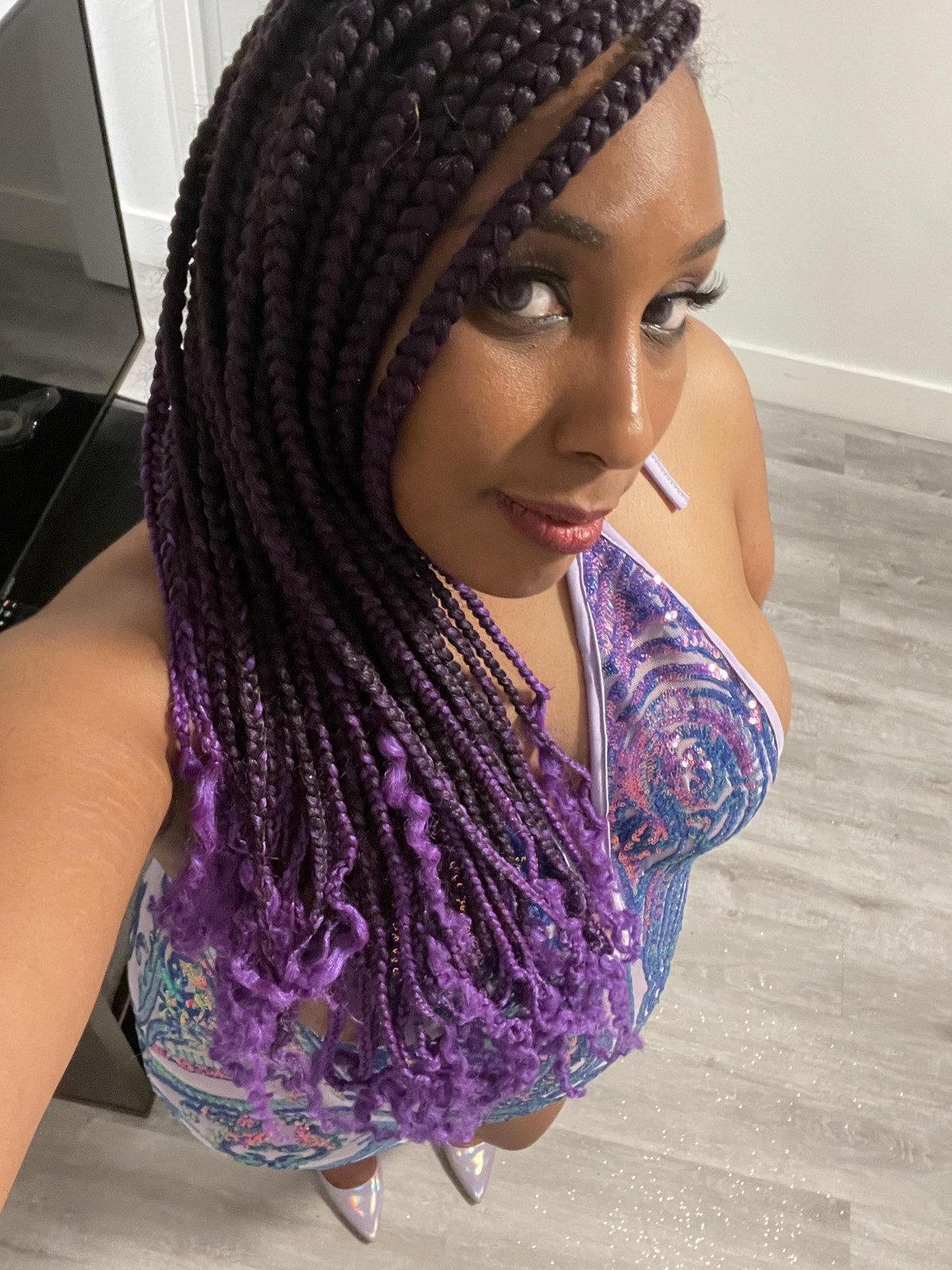 My second time with braids. 💜 I am in love!!! 🥰 : r/braids