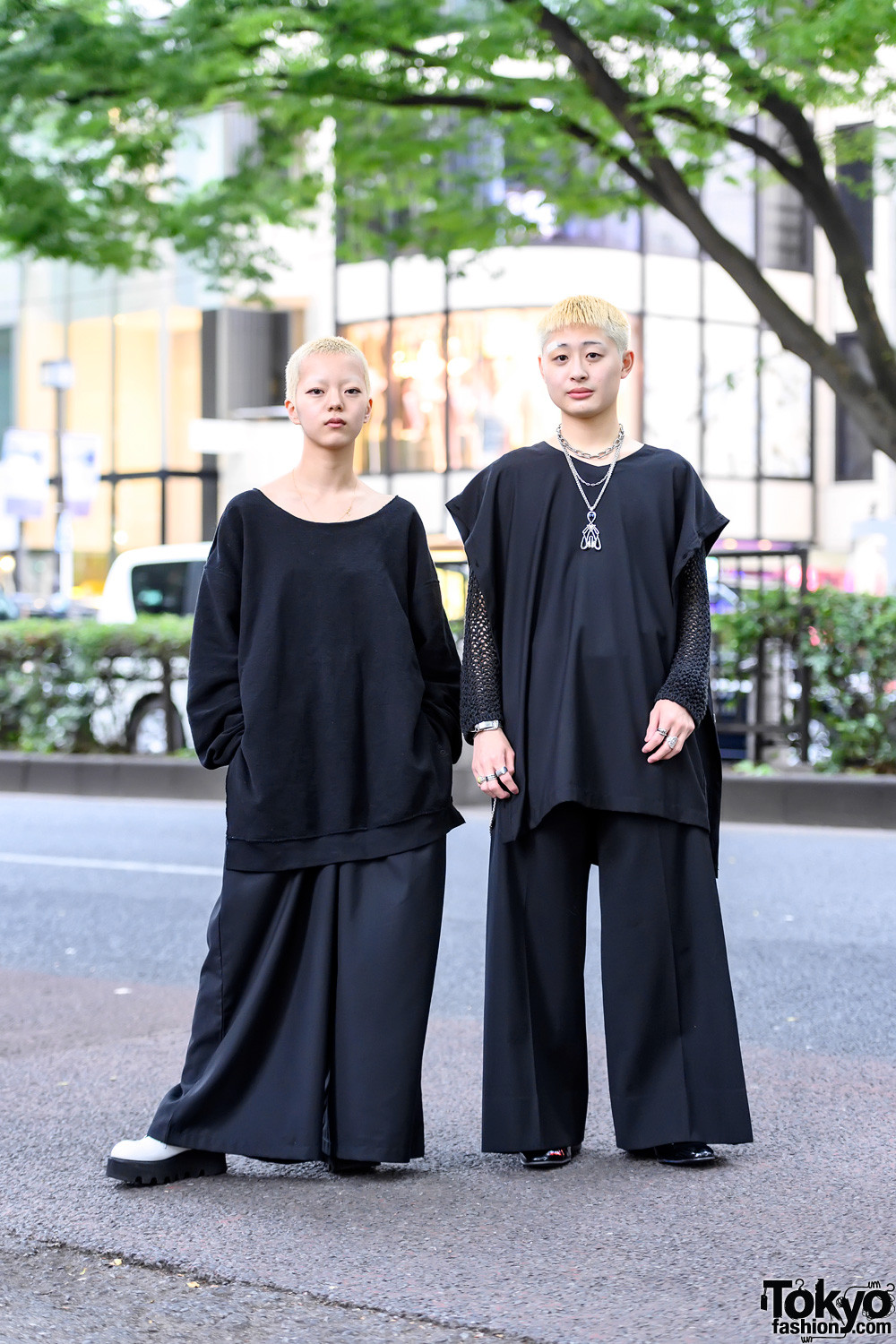 Monochromatic Minimalism: Oversized Sweatshirt and Wide-Leg Pants — Tokyo Outfits