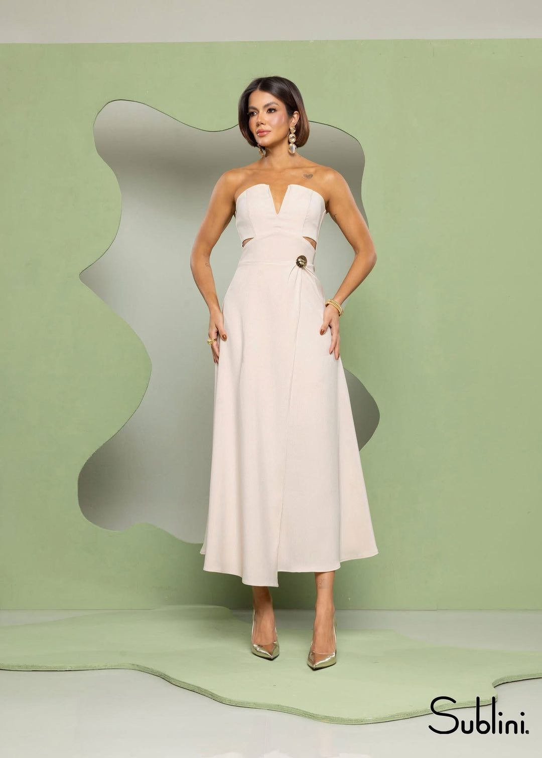 Elegant Evening: Off-White Cutout Midi Dress Elegant Evening: Off-White Cutout Midi Dress — Brazil Outfits