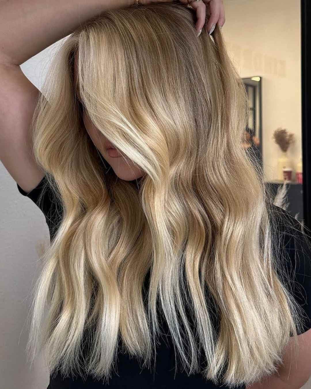 Ash Blonde Bob With Platinum And Curtain Bangs — Blonde Highlights