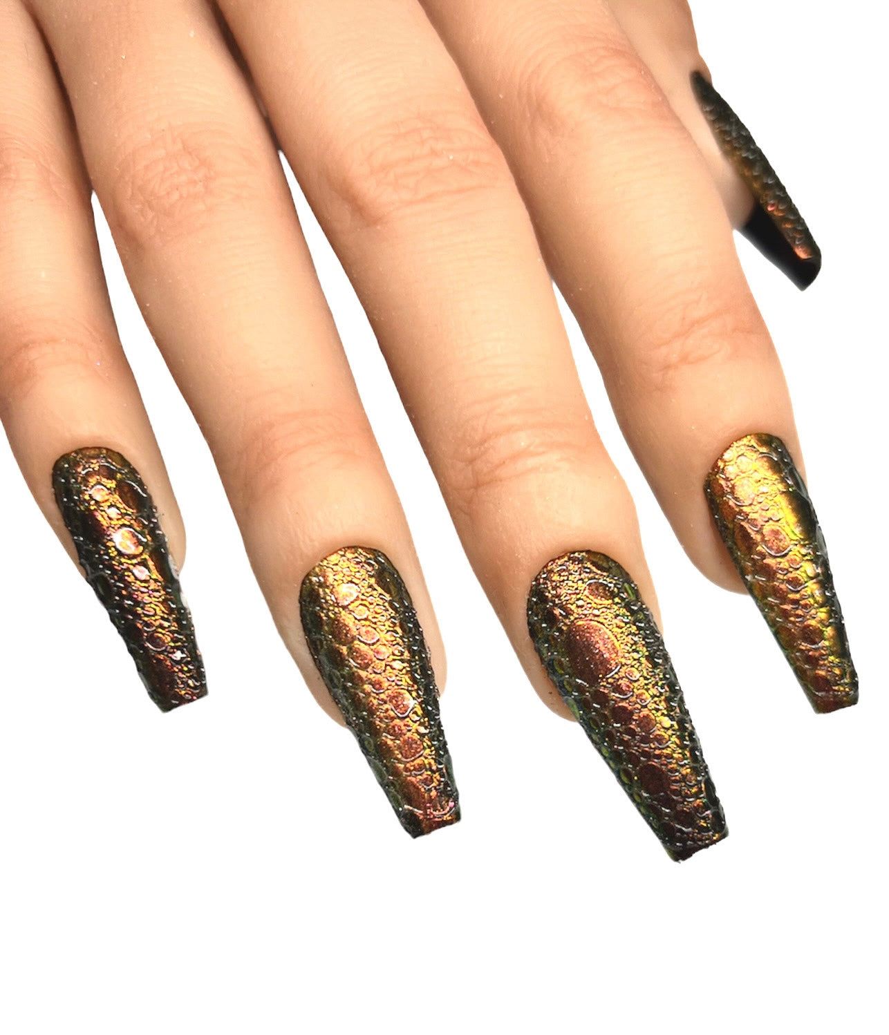 Metallic Chrome Textured Snake Skin Metallic Chrome Textured Snake Skin — Snake Print Nails