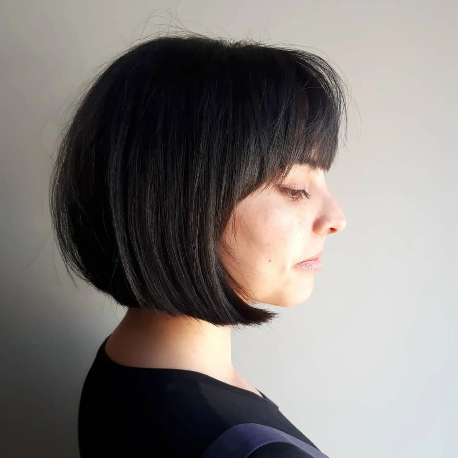 Chin Bob With Blunt Bang Bangs Blowout — French Bob