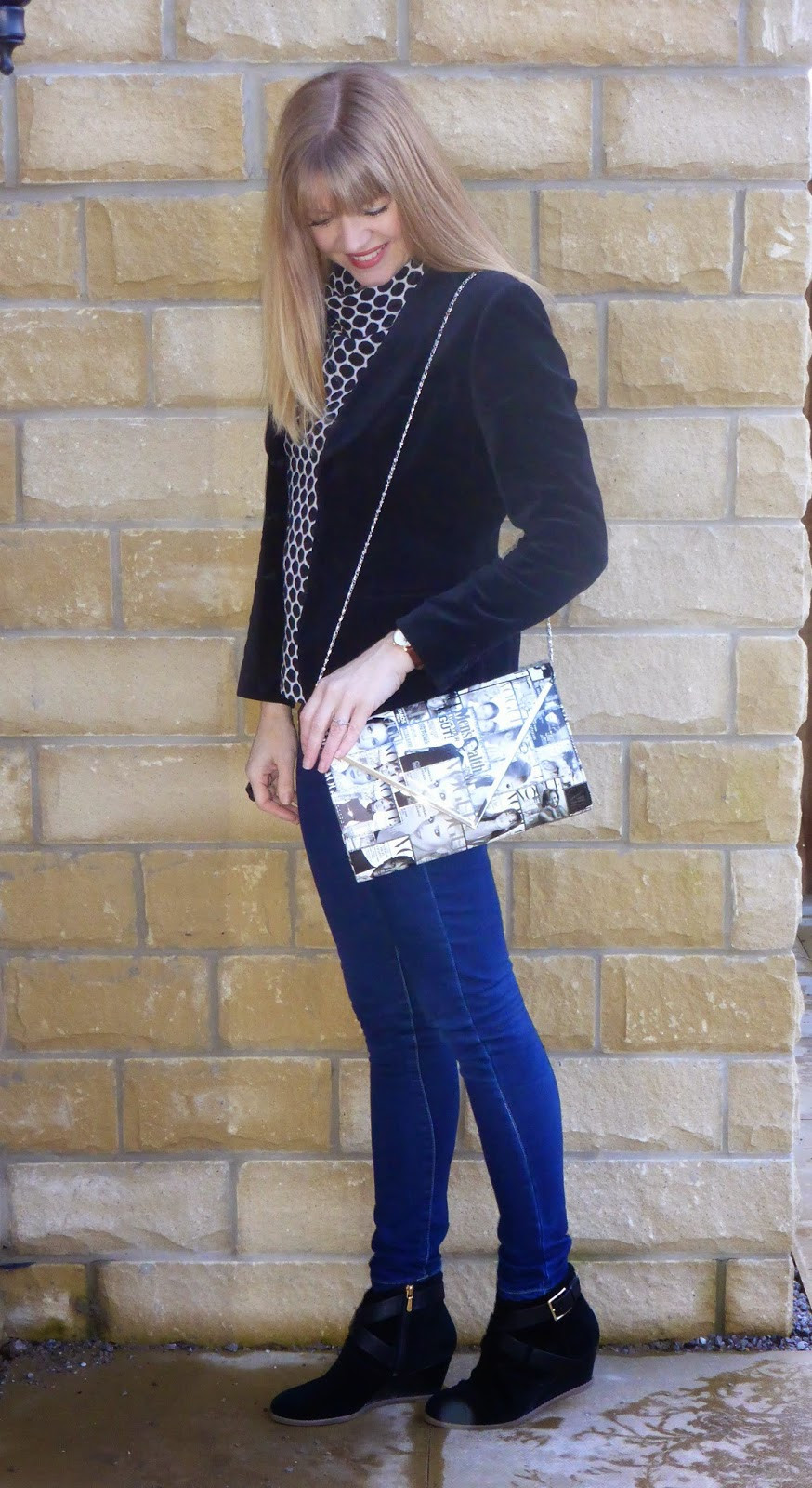Velvet Jacket and Jeans with a Graphic Print Clutch — Clutch Outfits