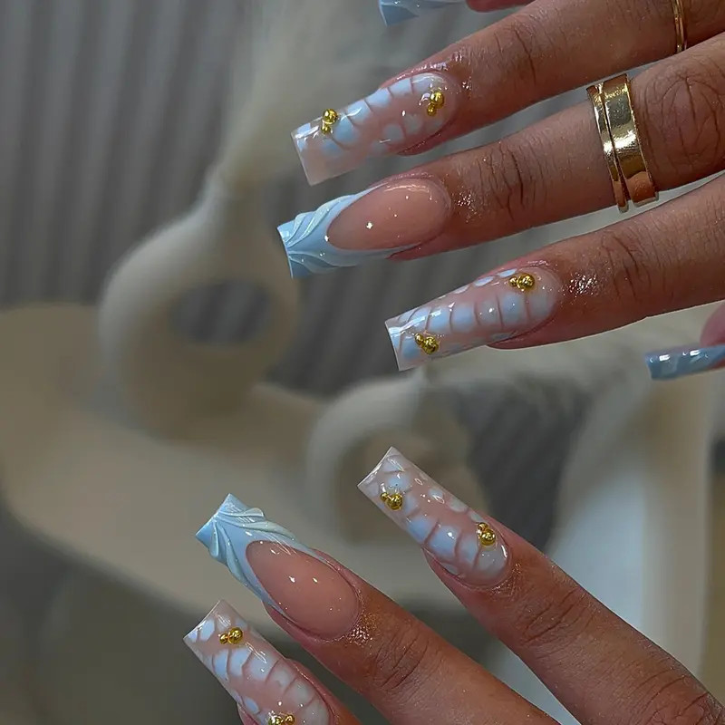 Spring Summer Visual Idea — Nail Extensions