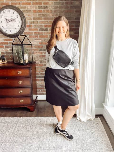 Faux Leather Pencil Skirt with Sneakers and Long-Sleeve Top Faux Leather Pencil Skirt with Sneakers and Long-Sleeve Top — Sneakers with Skirt Outfits