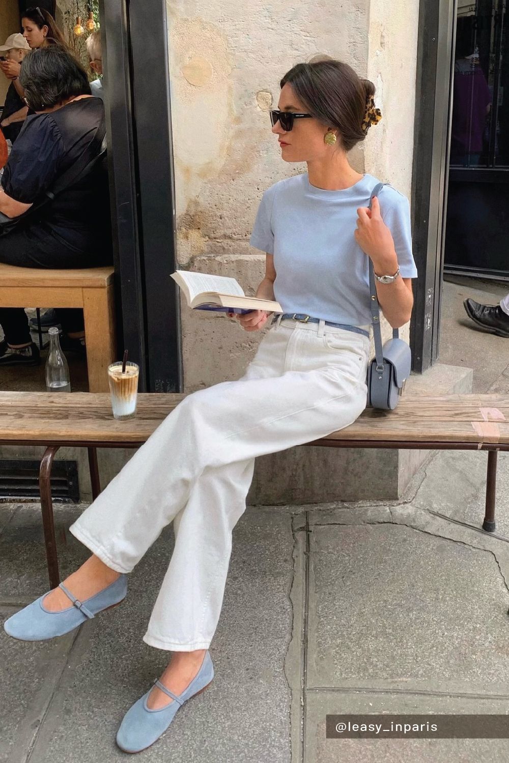 Light Blue T-Shirt and White Jeans with Ballet Flats Light Blue T-Shirt and White Jeans with Ballet Flats — Coffee Date Outfits