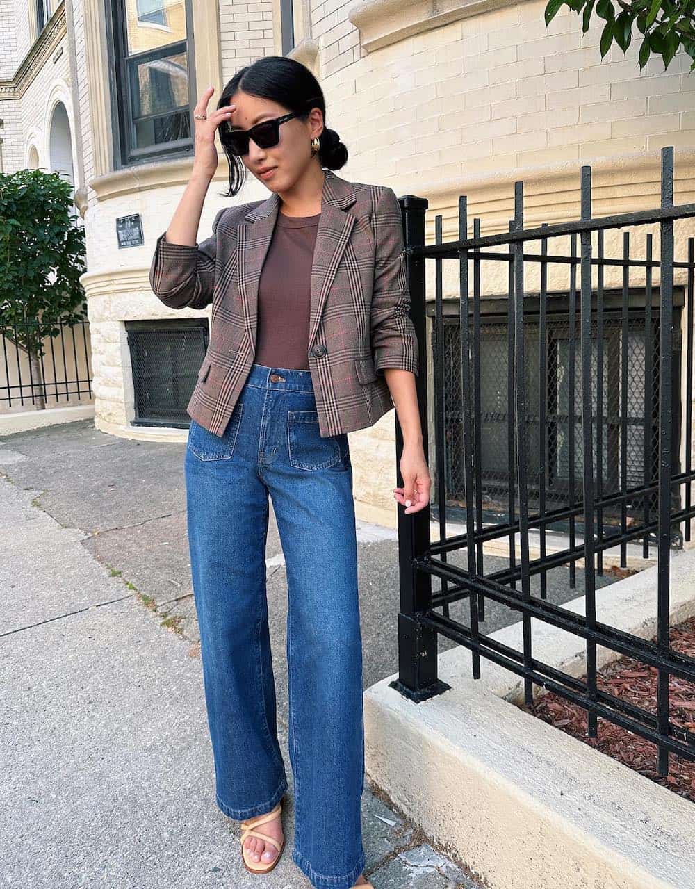 Preppy Vibes: Plaid Blazer and Tan Sandals with Blue Wide Leg Jeans — Wide Leg Jeans Outfits