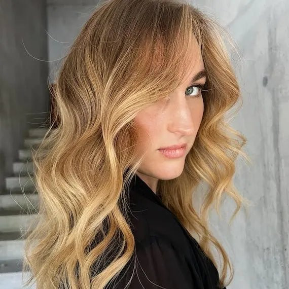 Shoulder Honey Blonde Balayage