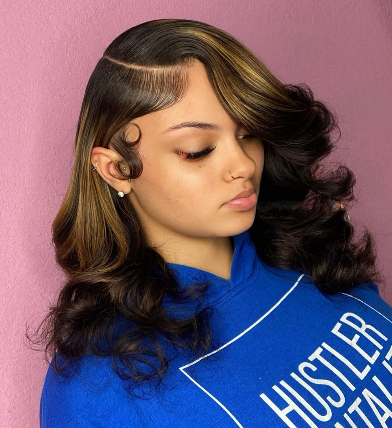 Mid-Back Layers With Honey Highlights Mid-Back Layers With Honey Highlights — 27 Piece Hairstyles