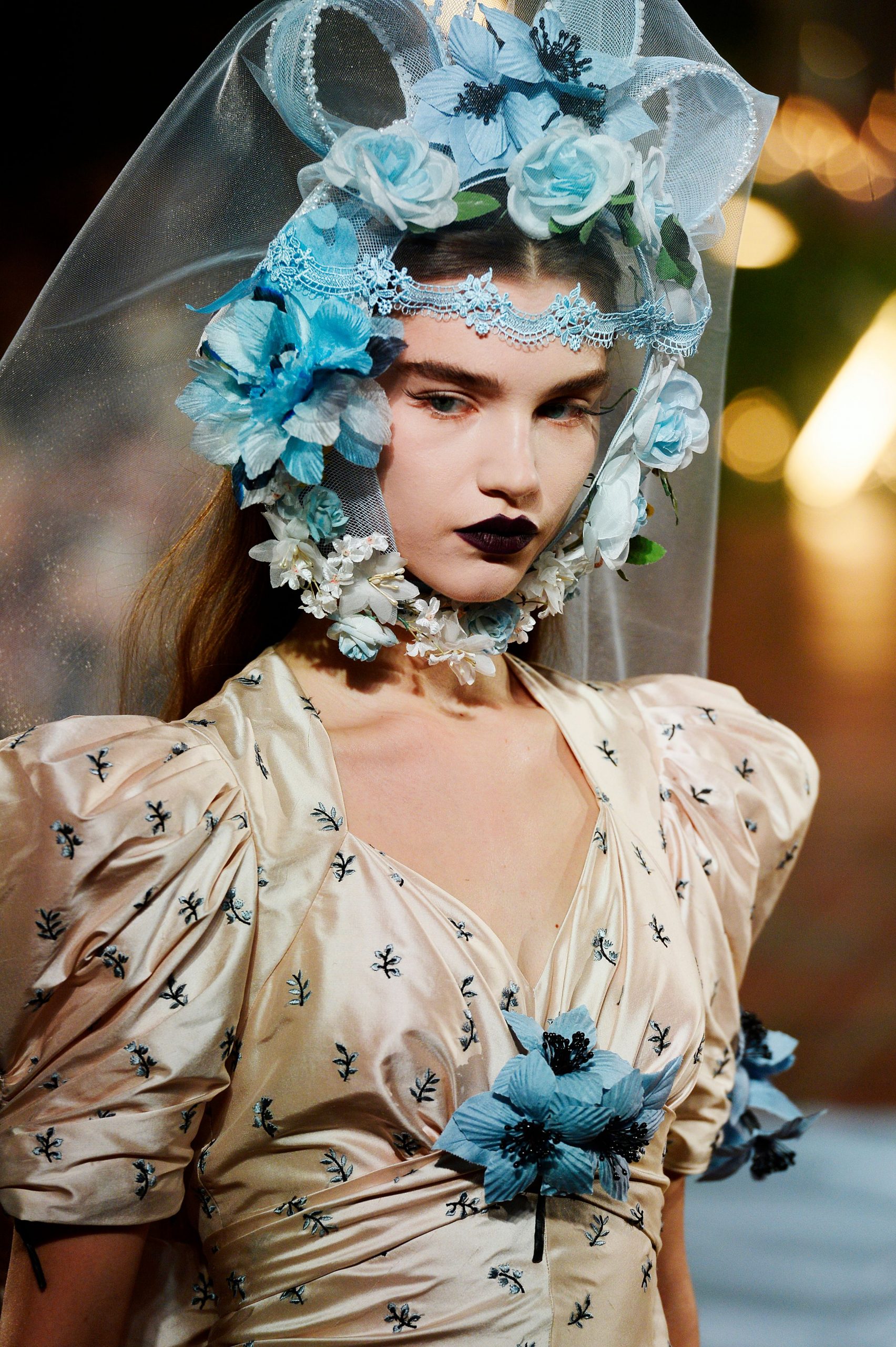 Champagne Sequined Dress with Floral Headpiece Champagne Sequined Dress with Floral Headpiece — Vampire Aesthetic Outfits