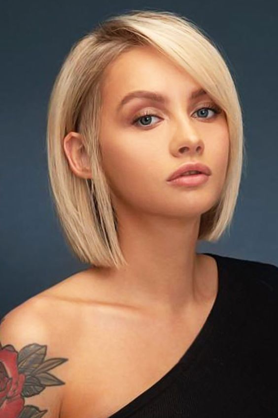 Light Blonde Blunt Bob with Side Bangs — Bob for Round Face