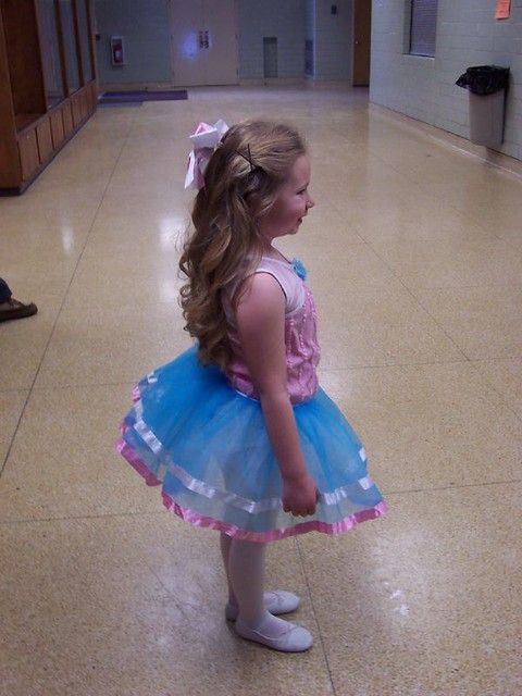 Half-Up Waves With Large Bow — Dance Recital Hairstyles