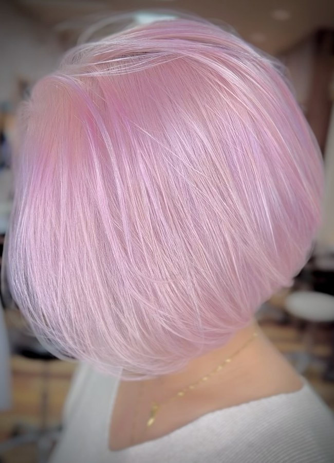 Baby Pink Chin Bob Baby Pink Chin Bob — Light Pink Hair