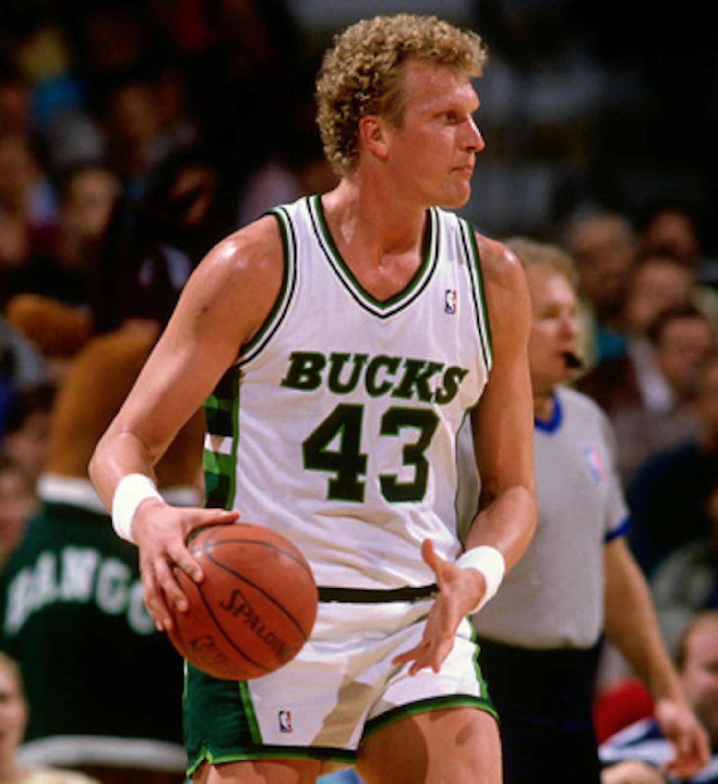 Shoulder Visual Idea — Basketball Hairstyles