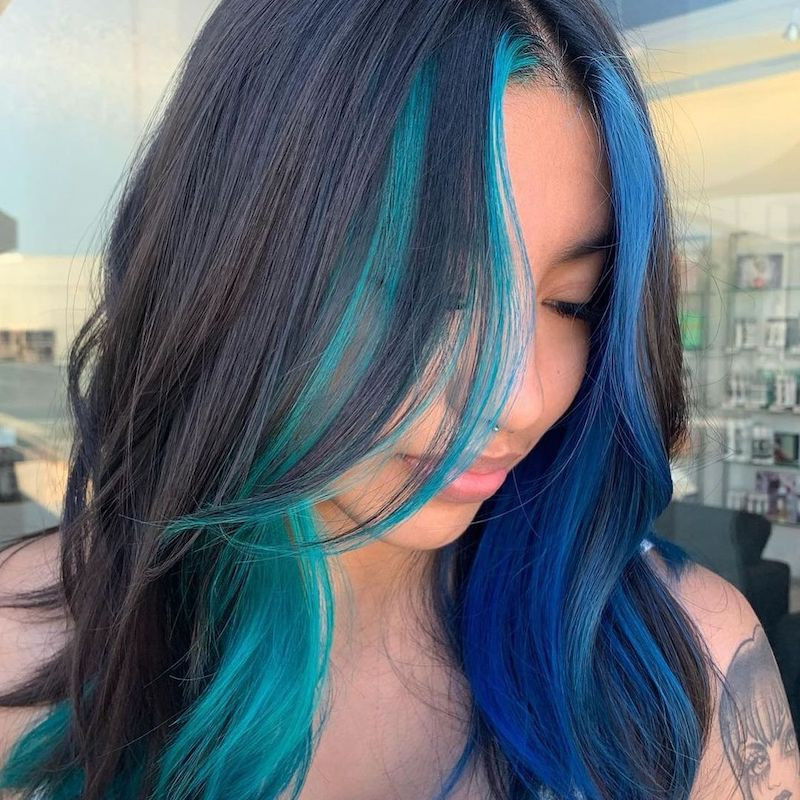 Layers Visual Idea Layers Visual Idea — Blue Hair