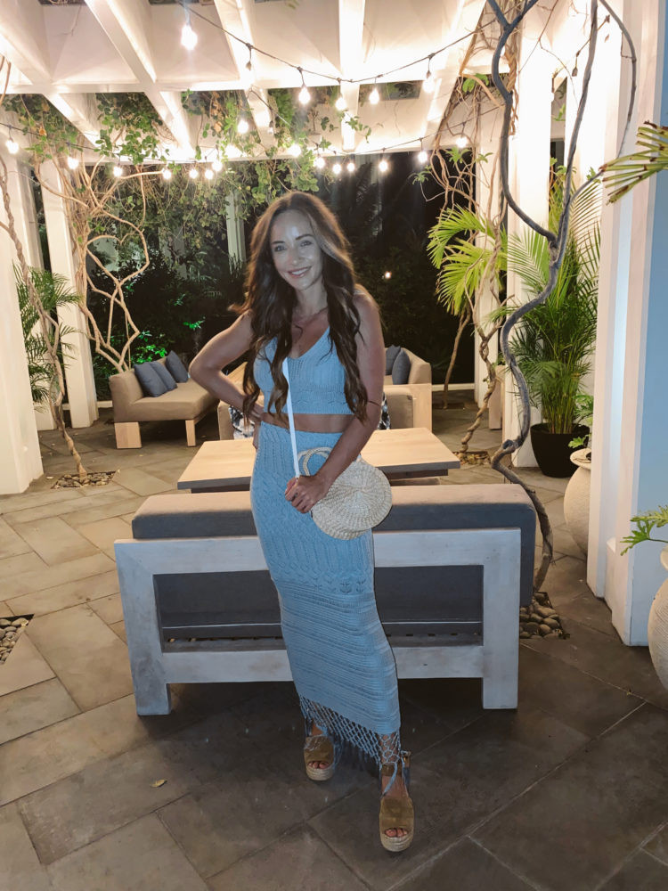 Light Blue Knit Set for Chic Resort Evenings Light Blue Knit Set for Chic Resort Evenings — Oahu Outfits