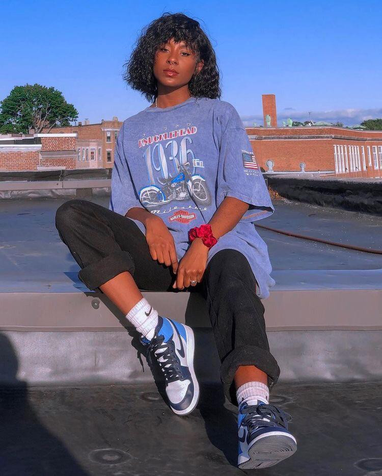Oversized Graphic Tee Meets Relaxed Trousers Oversized Graphic Tee Meets Relaxed Trousers — Skater Girl Outfits