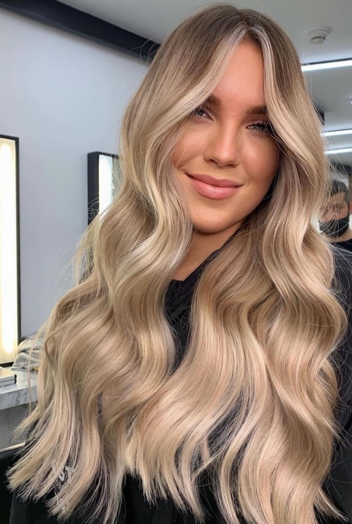 Mid-Back Dimensional Beige Blonde