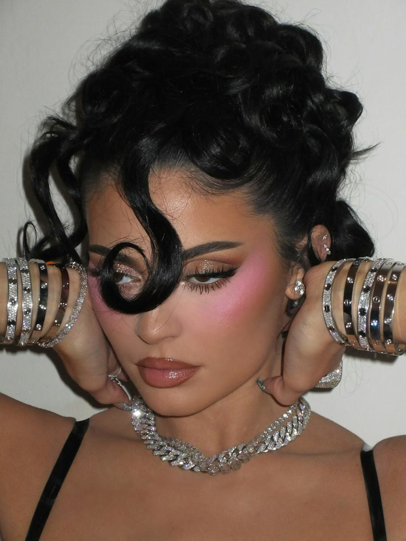 Dramatic Updo with Voluminous Curls — Prom Updos