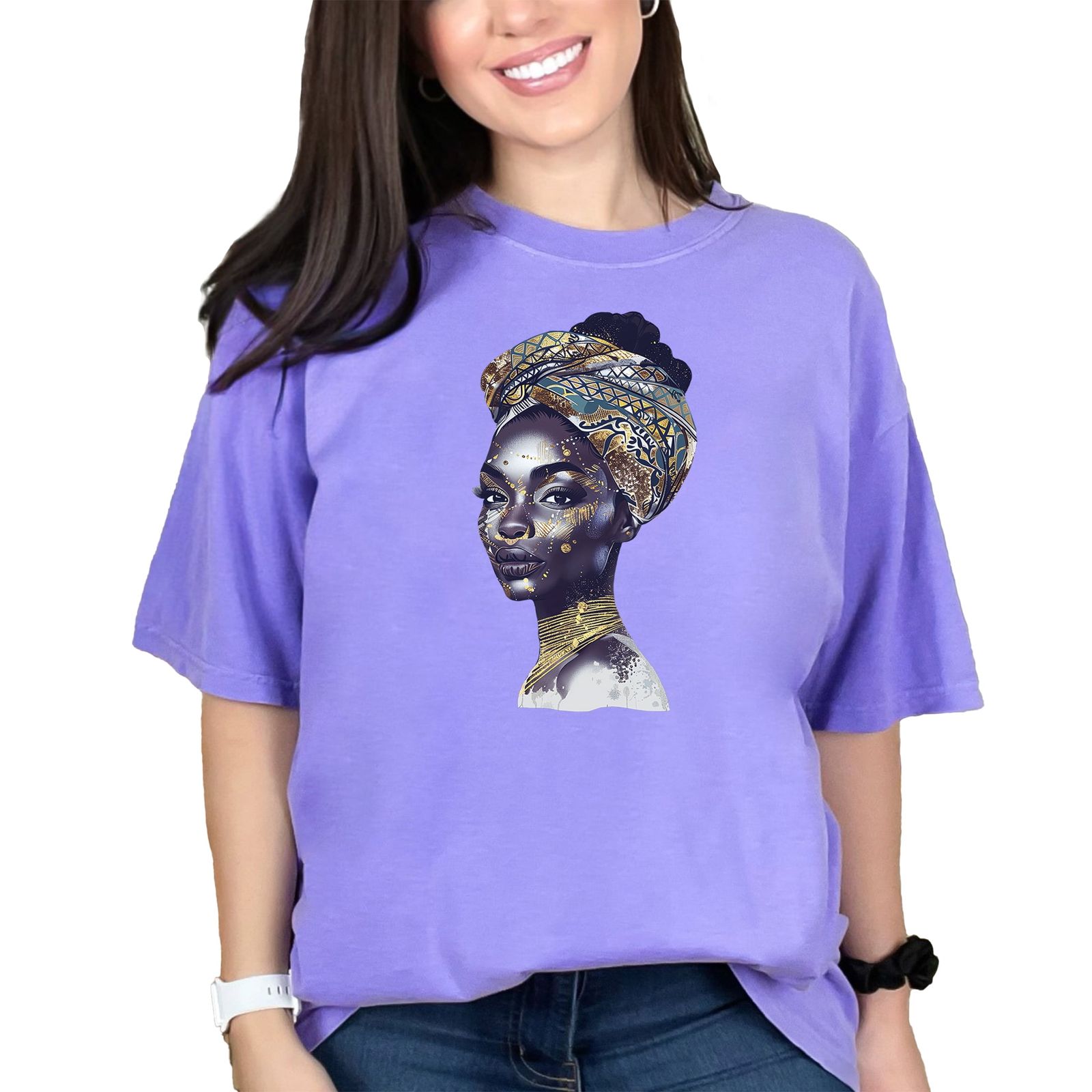 Purple Graphic T-Shirt With Jeans Purple Graphic T-Shirt With Jeans — Afrocentric Outfits