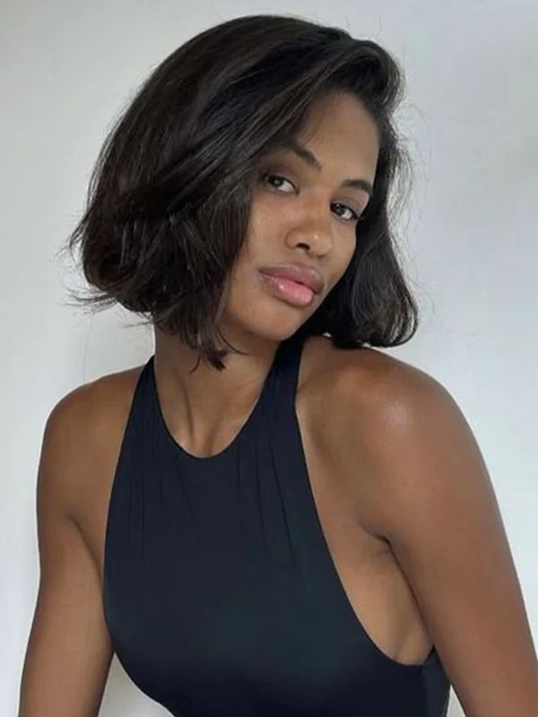 Sleek Chin Bob For Fine Hair Sleek Chin Bob For Fine Hair — Blowout Natural Hair