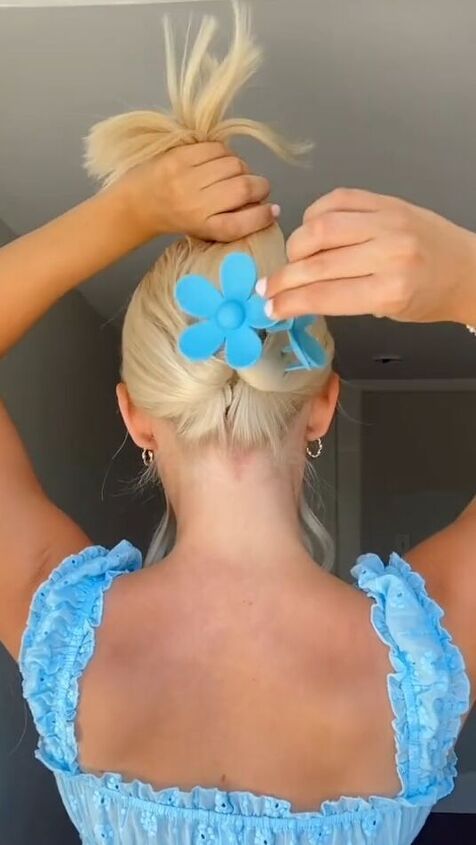 Mid-Back Visual Idea — Claw Clip Hairstyles
