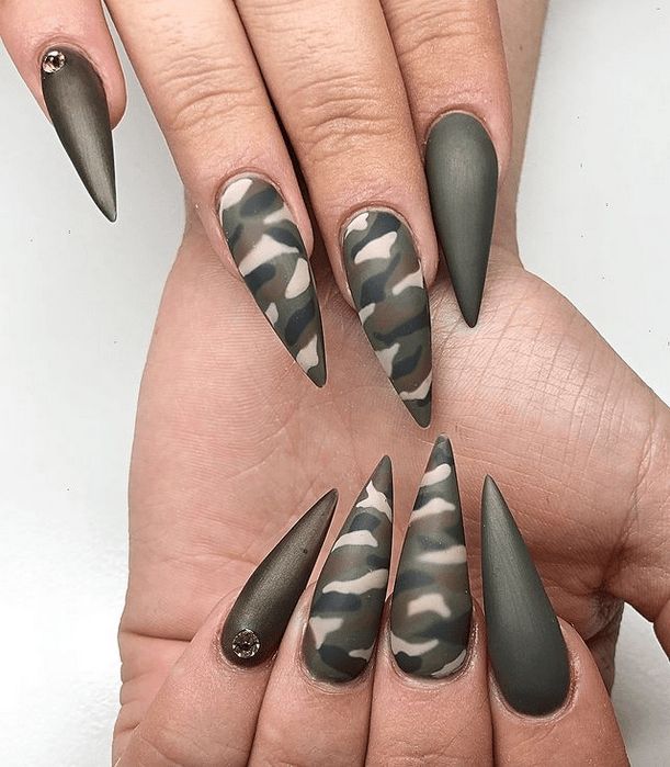 Classic Matte Khaki Beige Camo Stiletto Classic Matte Khaki Beige Camo Stiletto — Camo Nails