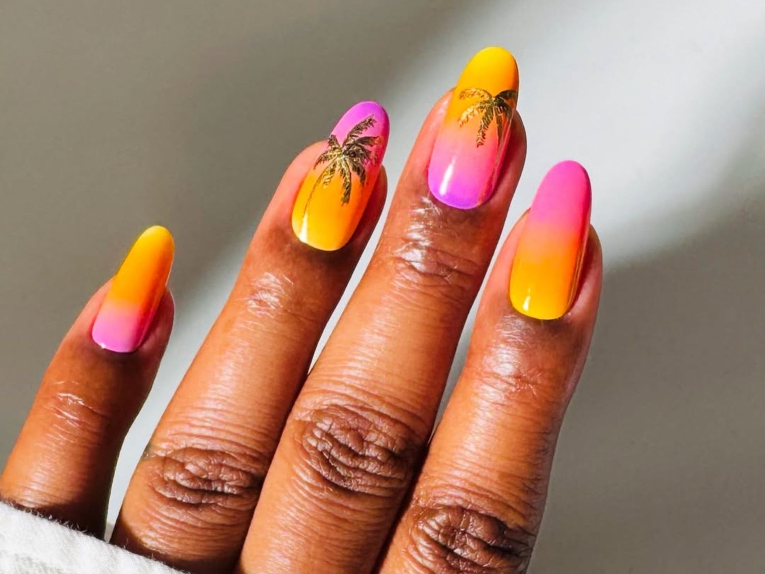 Gold Foil Palm Tree Silhouettes Visual Idea — Girls Trip Nails