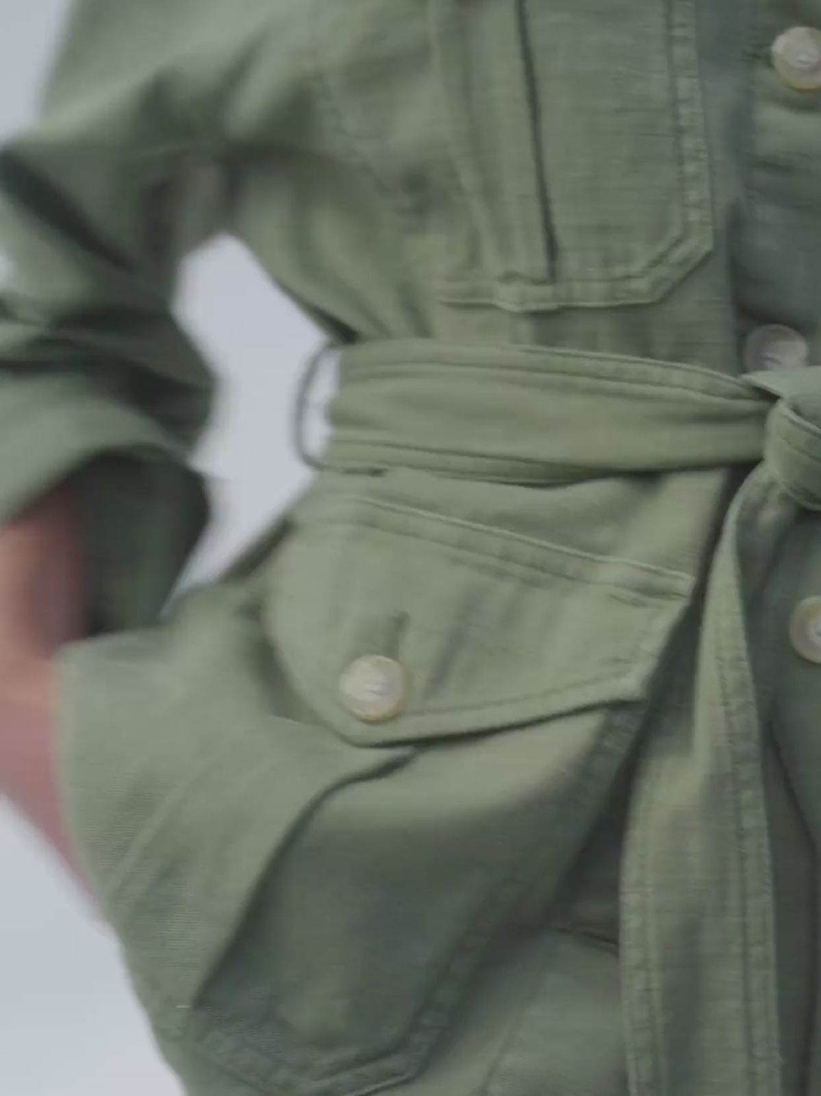 Detailing the Safari Utility Jacket's Features — Safari Outfits