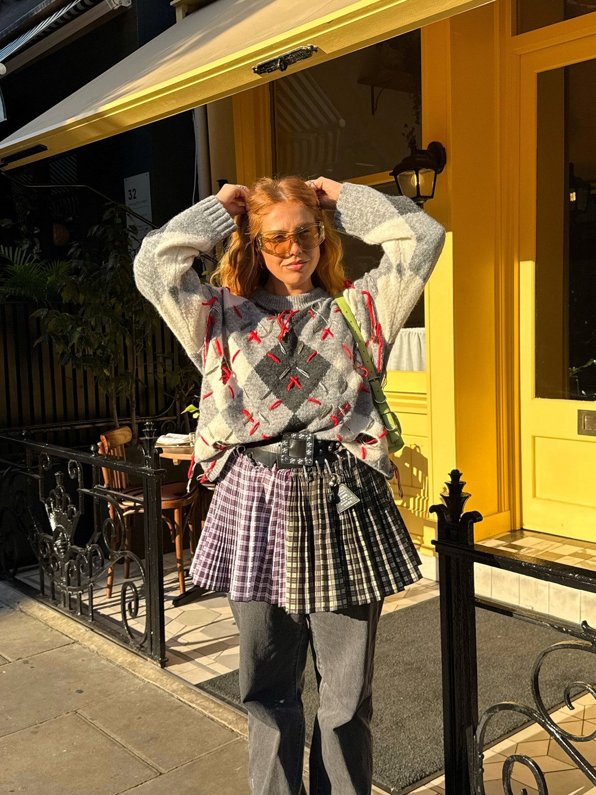 Black Trousers Outfit Idea — That Girl Outfits