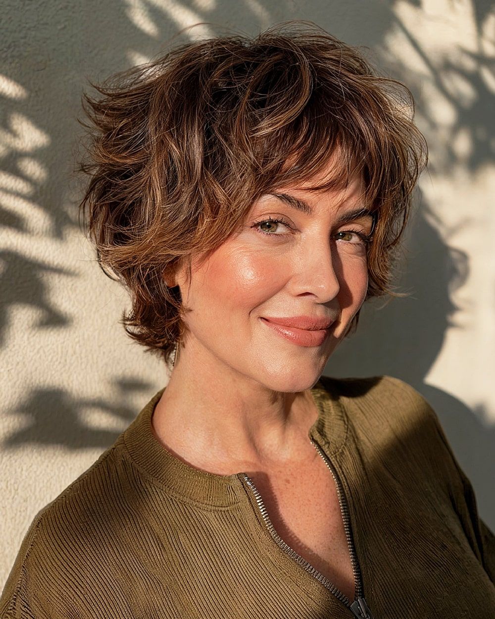 Short Textured Brown Shag — Hairstyles for Heart Shaped Faces