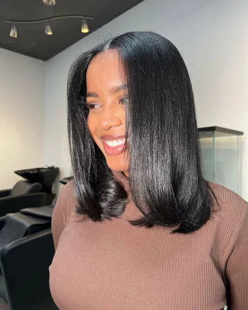 Shoulder Bob With Outward Flip Shoulder Bob With Outward Flip — Silk Press Bob