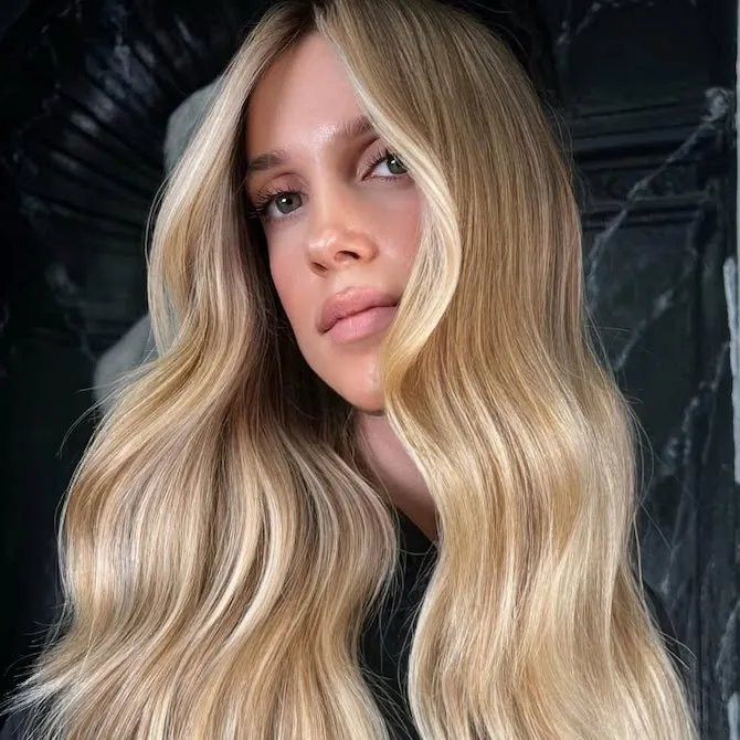 Golden Blonde With Volume Blowout — Hair Color for Thin Hair