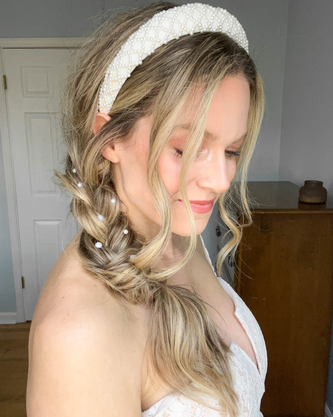Collarbone Braid With Pearls and Headband Collarbone Braid With Pearls and Headband — Pearl Headband Hairstyles