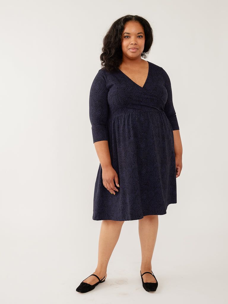 Geometric Pattern Knit Wrap Dress for Casual Comfort — Wrap Dress Outfits