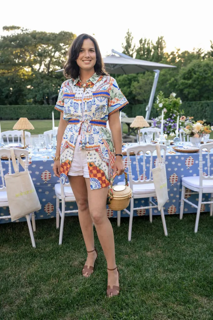 Ornate Tunic Over White Shorts for Outdoor Events Ornate Tunic Over White Shorts for Outdoor Events — Houston Outfits