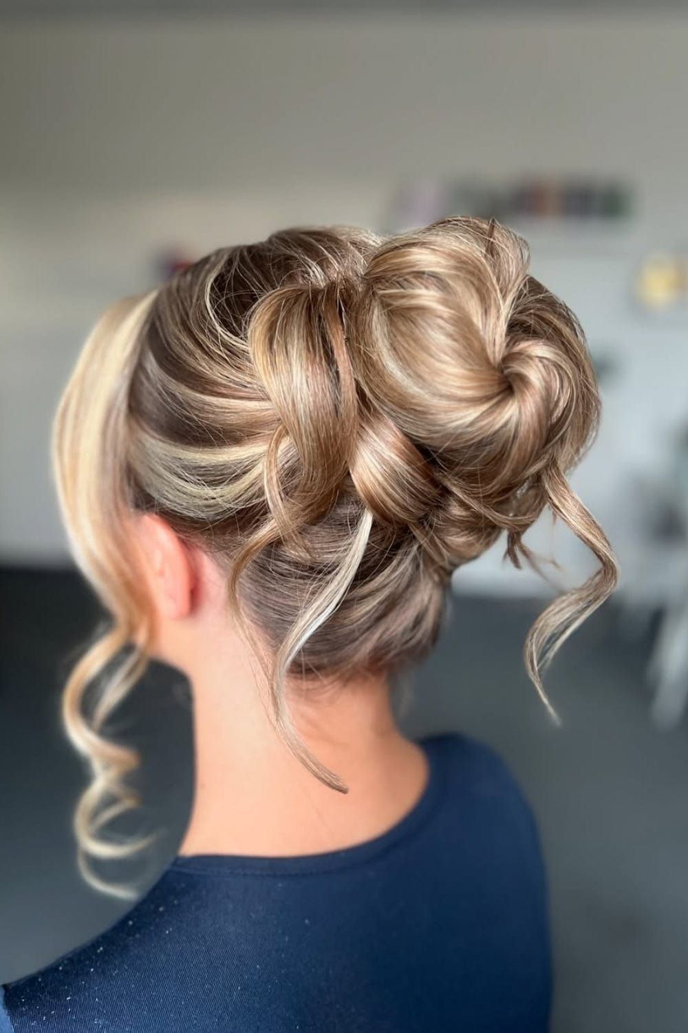 Mid-Back Visual Idea — Prom Hairstyles
