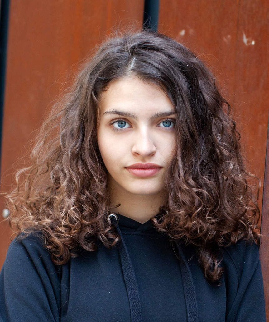 Naturally Wavy Dark Brown Hair Naturally Wavy Dark Brown Hair — Medium Haircuts