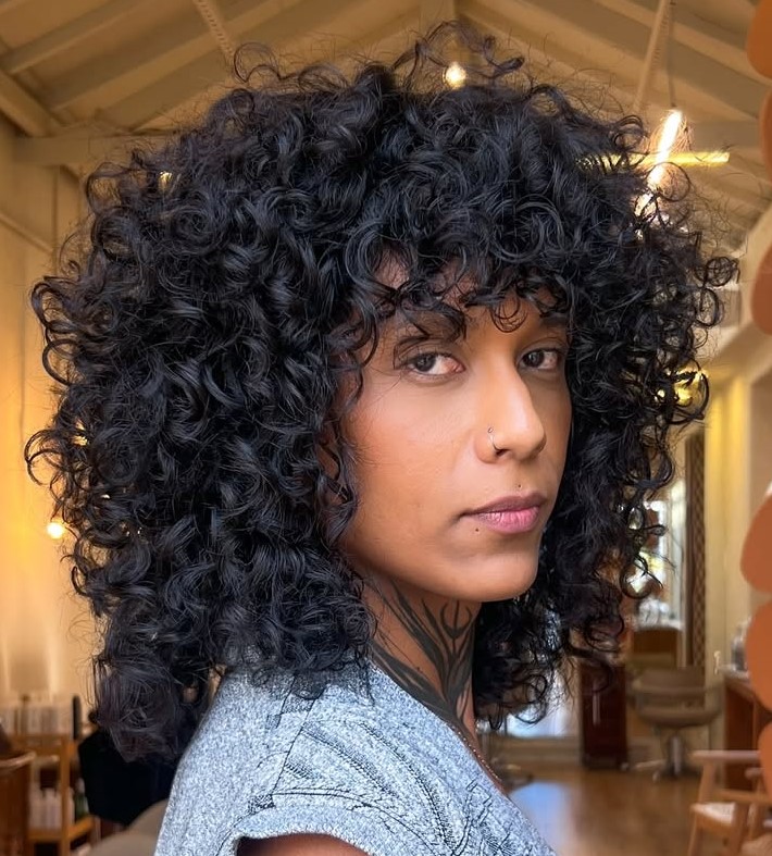 Collarbone Voluminous Curls With Curtain Bangs — 3B Hairstyles