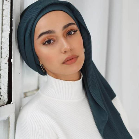 Textured Teal Turban With White Turtleneck Textured Teal Turban With White Turtleneck — Turban Styles