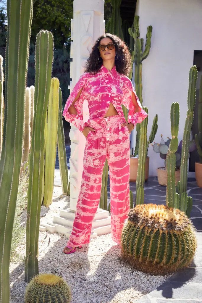 Abstract Print Set with Split Sleeves — Barbiecore Outfits
