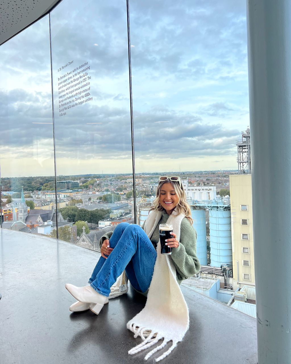 Textured Scarf and Knit Sweater for City Views — Ireland Outfits