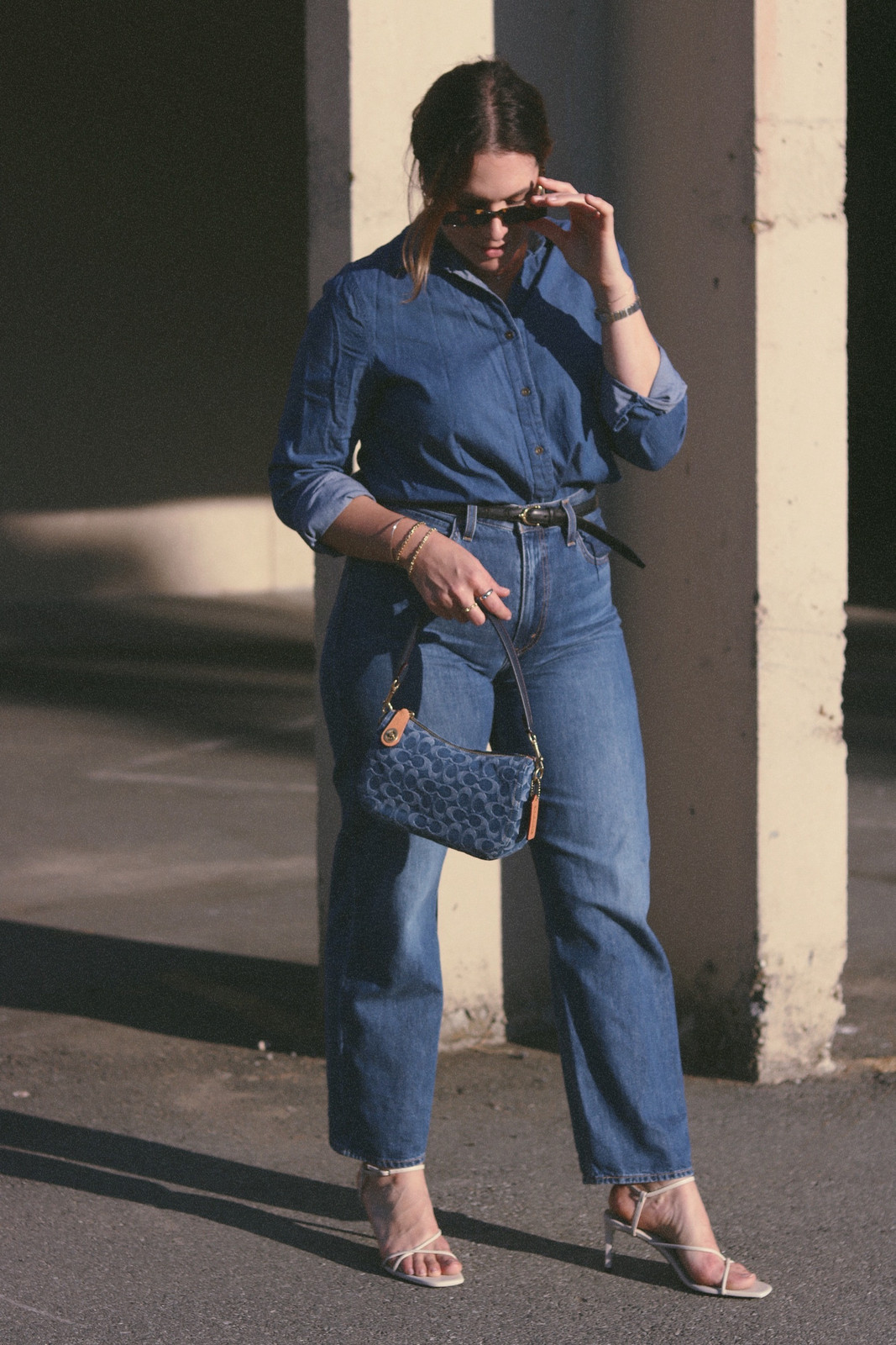 Effortless Denim-on-Denim with Strappy Heels Effortless Denim-on-Denim with Strappy Heels — Levi's Outfits