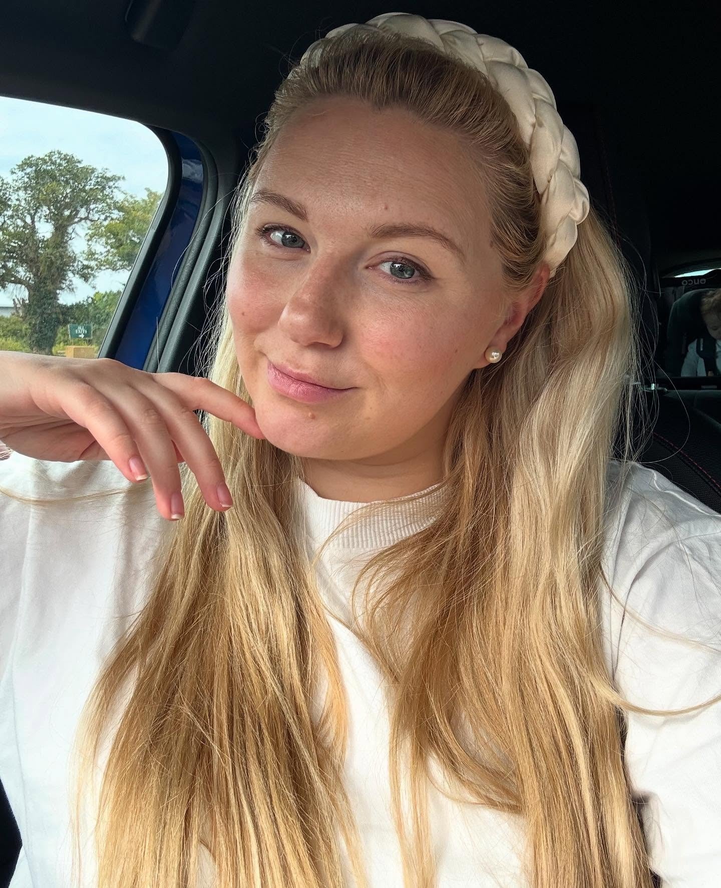 Blowout With Braided Headband — Headband Hairstyles