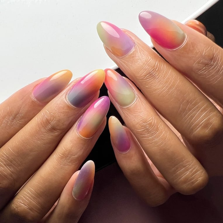 Medium Almond Summery Color Gradient — Watercolor Nails