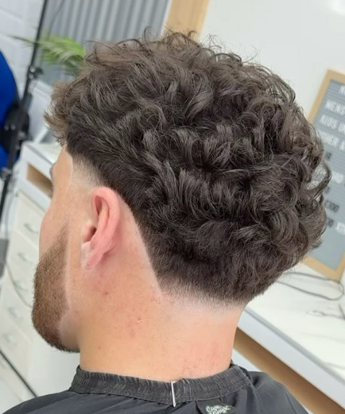V-Shape Taper Fade Back — Blowout Taper