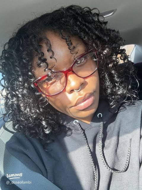 Loose Curls With Wispy Bangs — Finger Coils