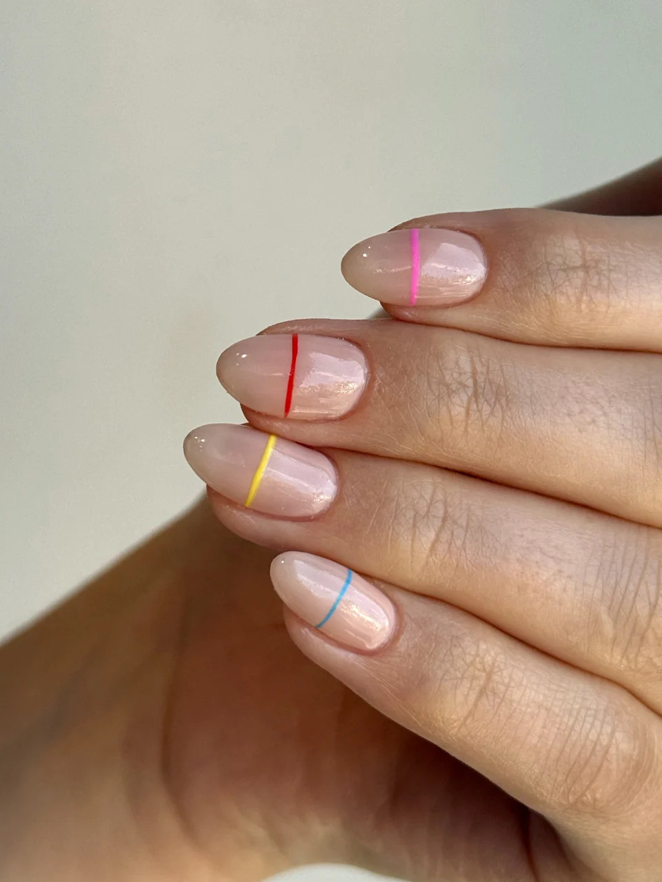 Playful Visual Idea Playful Visual Idea — Line Art Nails