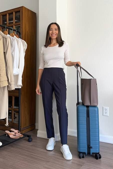 Tailored Trousers and Sneakers for Comfortable Business Travel Tailored Trousers and Sneakers for Comfortable Business Travel — Business Trip Outfits