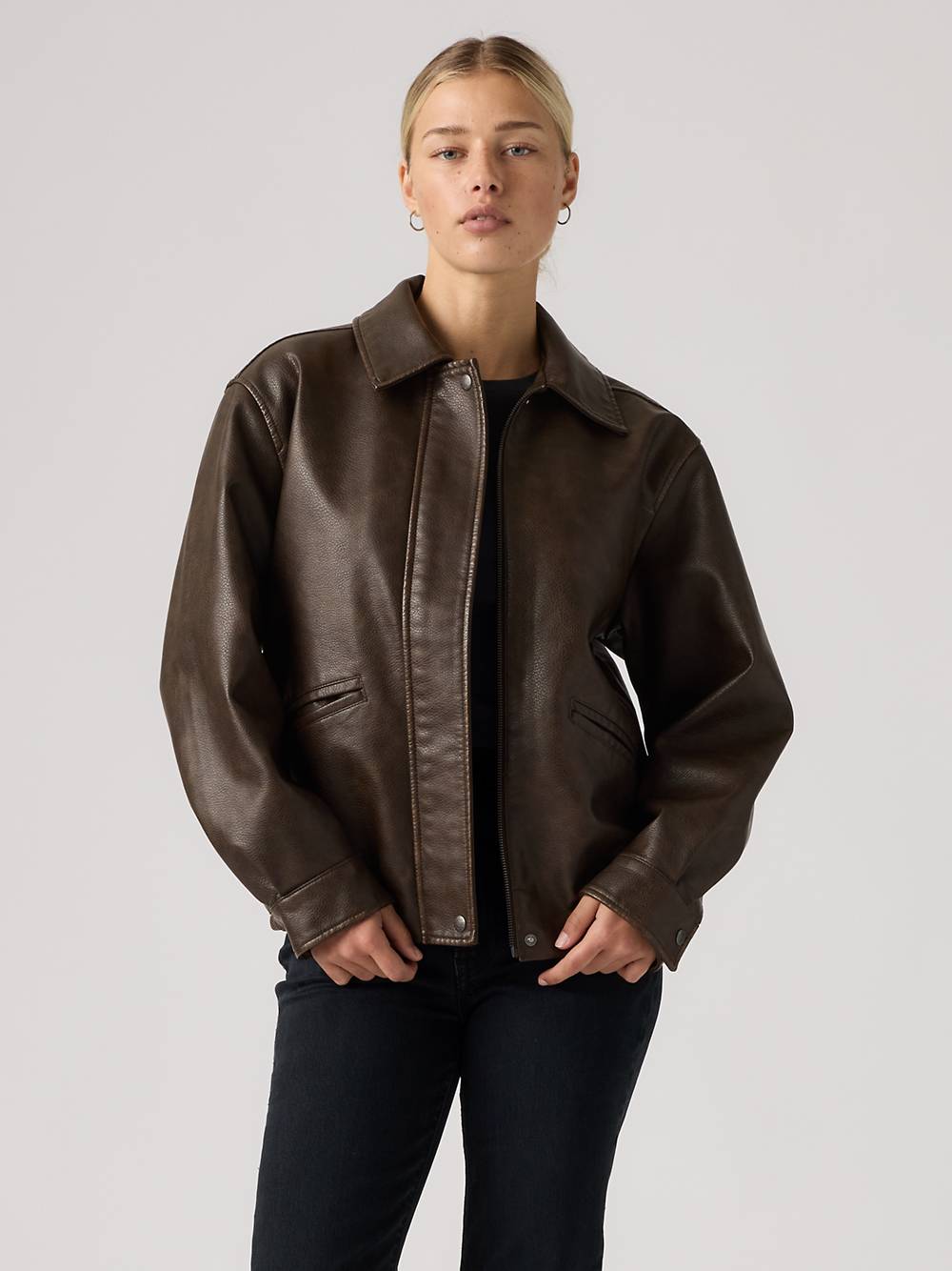 Boxy Brown Leather Bomber Jacket with Collared Neckline Boxy Brown Leather Bomber Jacket with Collared Neckline — Leather Jackets